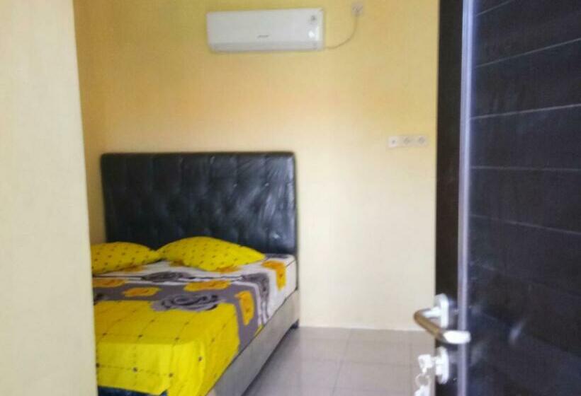 オーシャンビューデラックスルーム, Penginapan Karanglaut Sayangheulang