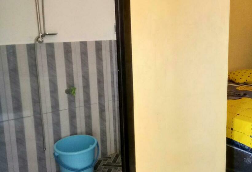 豪华海景房, Penginapan Karanglaut Sayangheulang