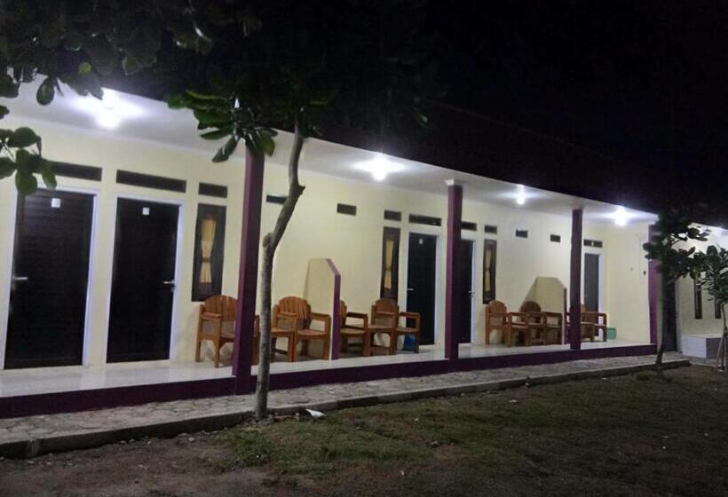 オーシャンビューデラックスルーム, Penginapan Karanglaut Sayangheulang