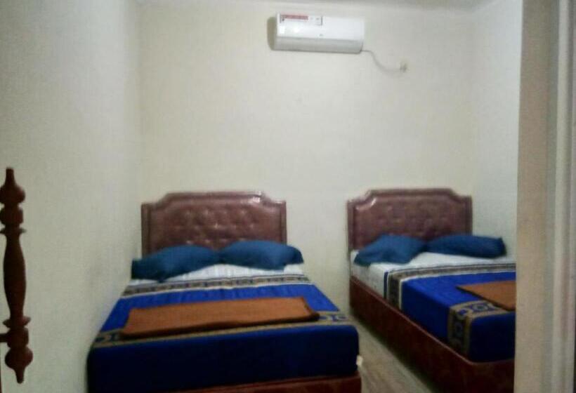 Номер Стандарт, Penginapan Karanglaut Sayangheulang