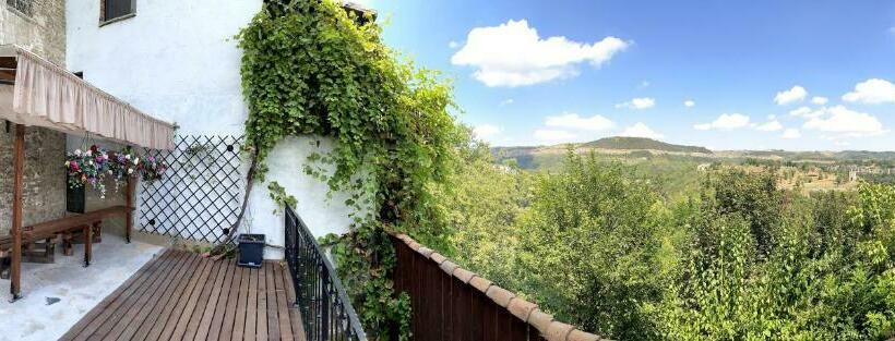 스탠다드 스튜디오 (테라스구비), Tsarevets Residence