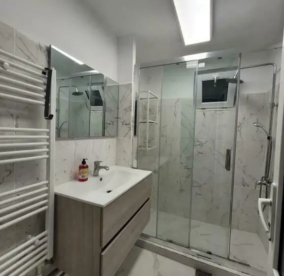 اتاق استاندارد با سرویس بهداشتی مشترک, Vila Didi, Mangalia