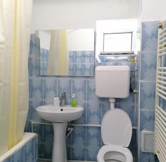 إستديو عائلى, Vila Didi, Mangalia