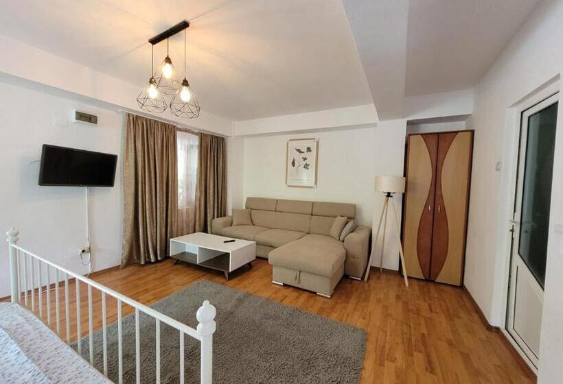 إستديو عائلى, Vila Didi, Mangalia