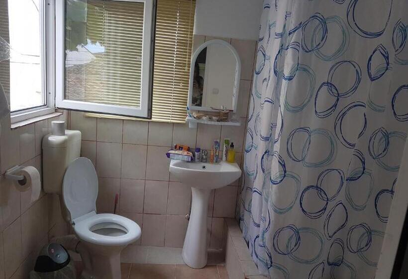 غرفة قياسية ثلاثية, Vila Didi, Mangalia