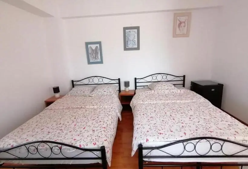 اتاق استاندارد سه نفره, Vila Didi, Mangalia