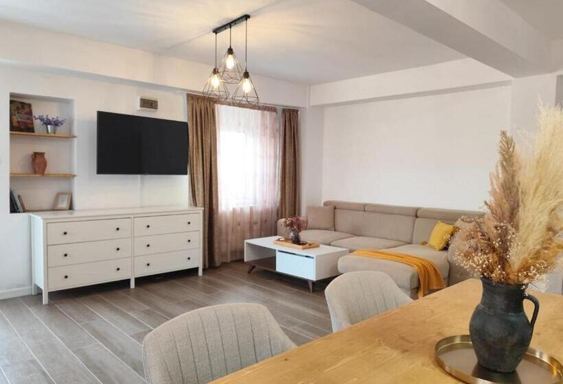 إستديو عائلى, Vila Didi, Mangalia