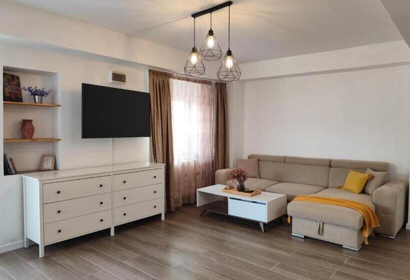 استودیو خانوادگی, Vila Didi, Mangalia