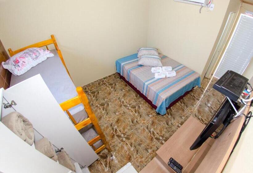 اتاق استاندارد چهار تخته, Pousada Família Flores