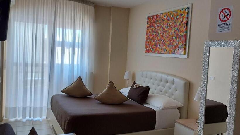 חדר דלוקס עם מרפסת, B&b Baciami Ancora