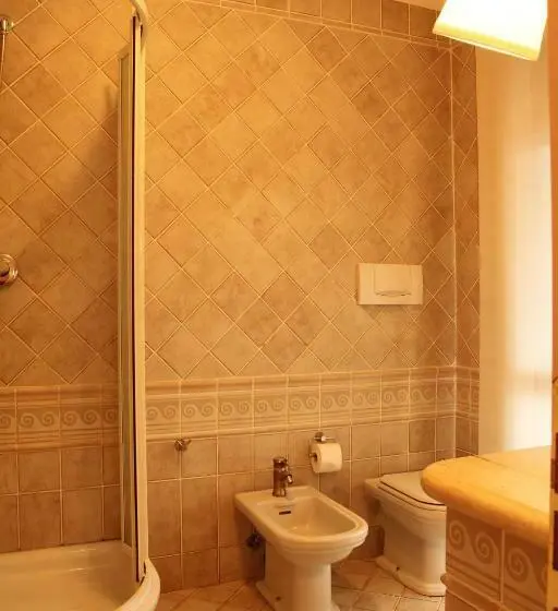 اتاق استاندارد چهار تخته, B&b Il Castello