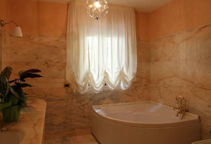 Люкс с гидромассажем, B&b Il Castello
