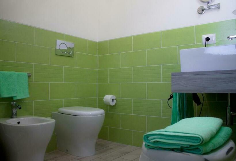 اتاق استاندارد, B&b L Arcobaleno