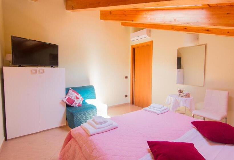 Quarto Estandar, B&b Sotto Un Tetto