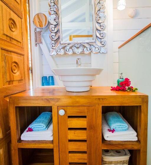 חדר סטנדרט נוף לים עם מרפסת, Carre Royal