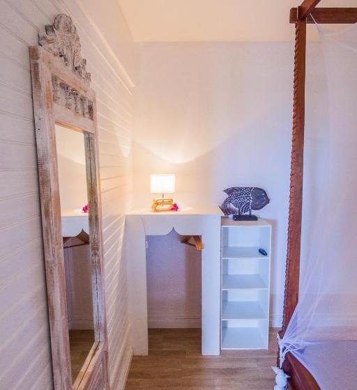 דירת חדר עם טרסה, Carre Royal