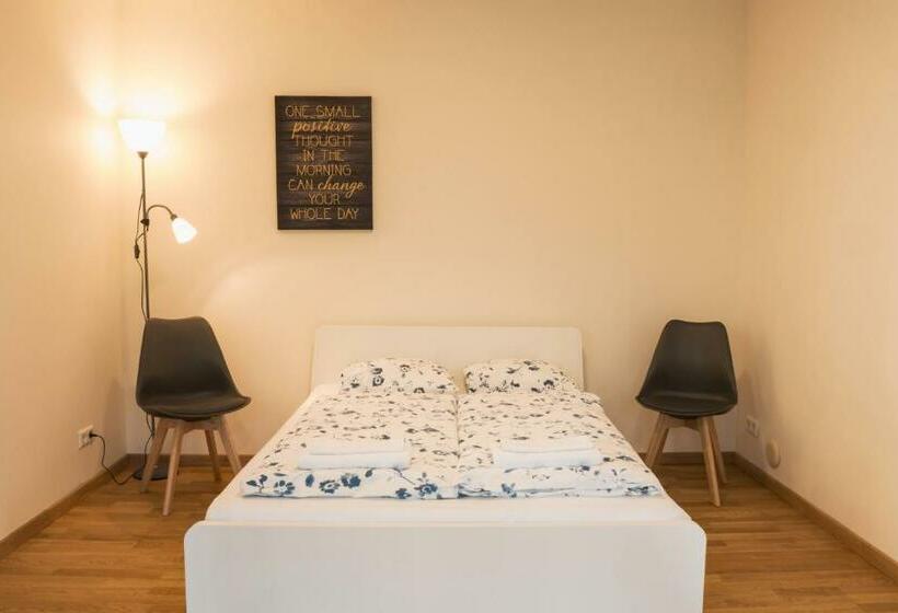 کلبه ییلاقی, Agnės Svečių Namai