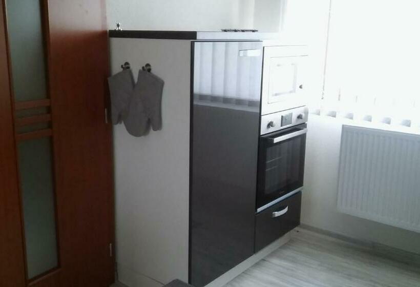 标准间, Apartment Alta