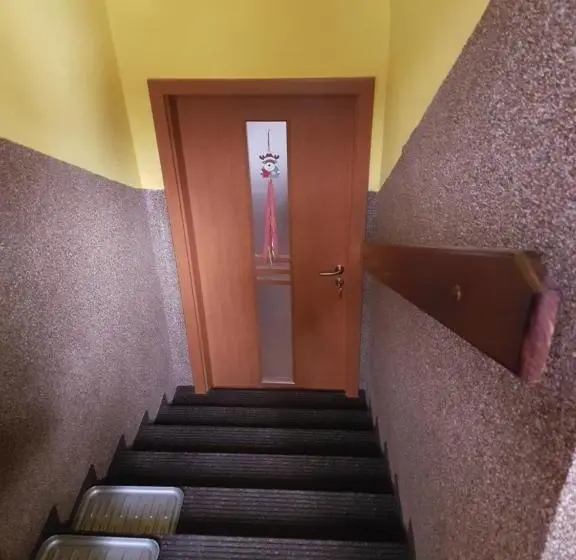 １ベッドルームアパートメント, Apartment Alta