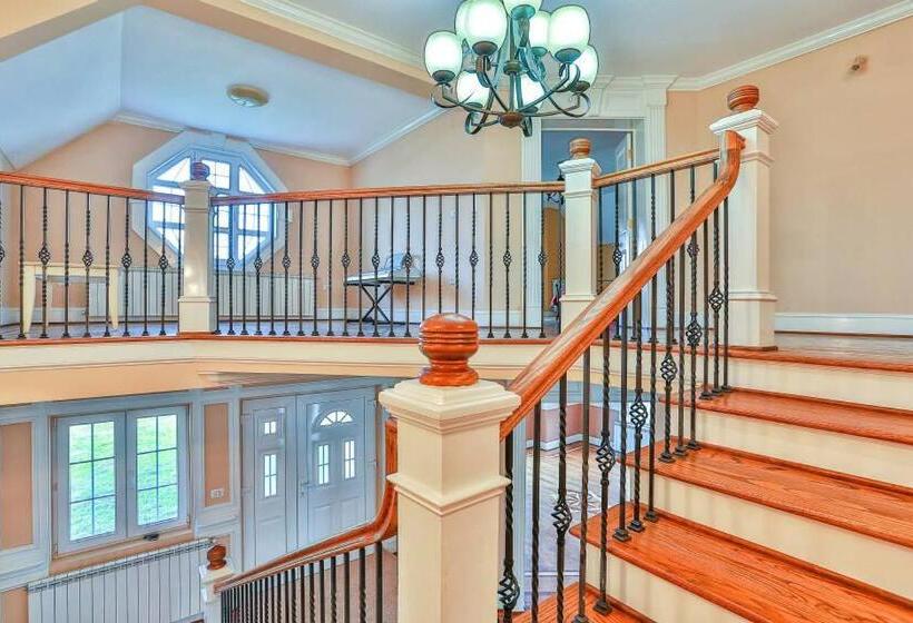 شقة غرفتين, Casa Iulia