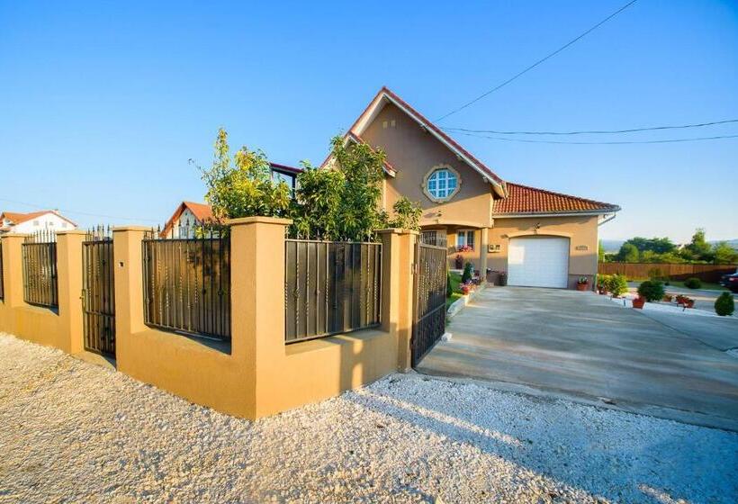 Вилла 1 Спальня, Casa Iulia