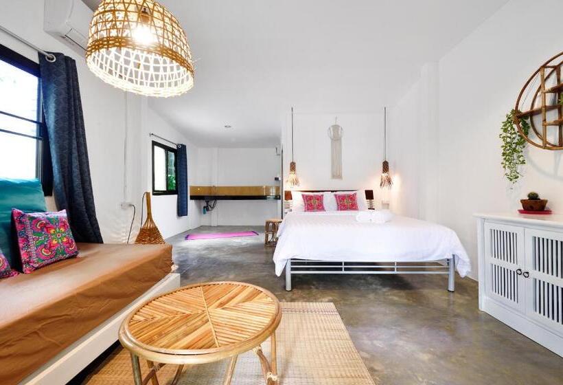 חדר משפחתי, Green Pepper