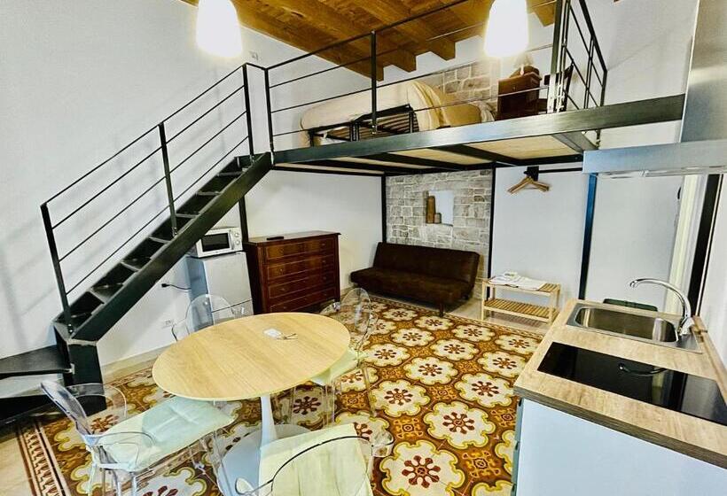 复式房间, Palazzo Lupicini Affittacamere