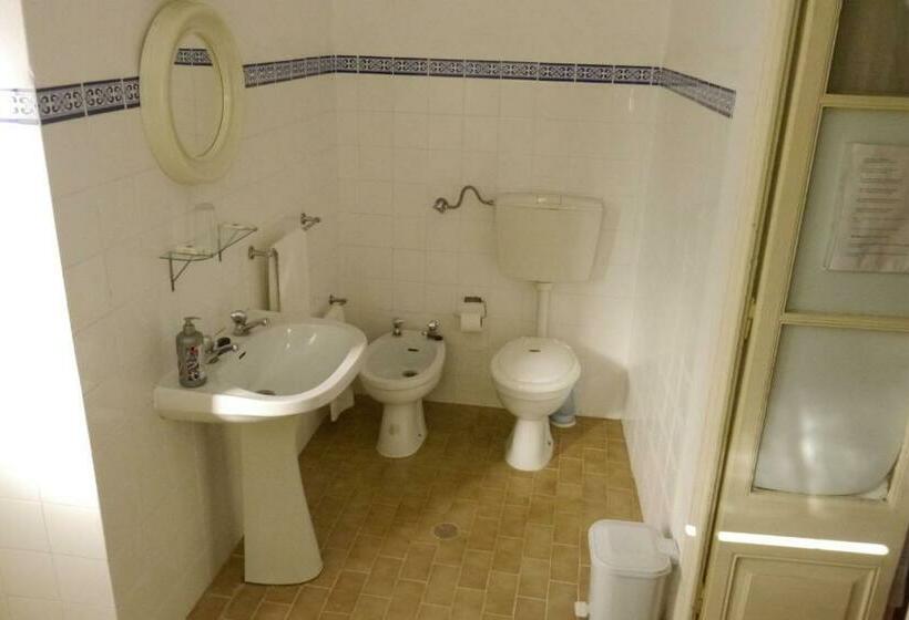 Семейный Номер, Residencial Luz