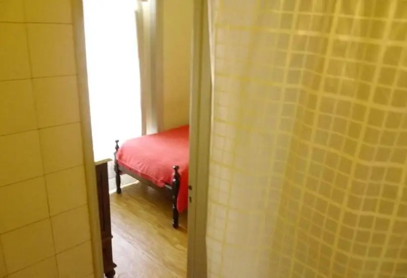 スタンダードルーム, Residencial Luz