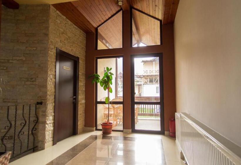 Номер Стандарт, Pension Casa Sara
