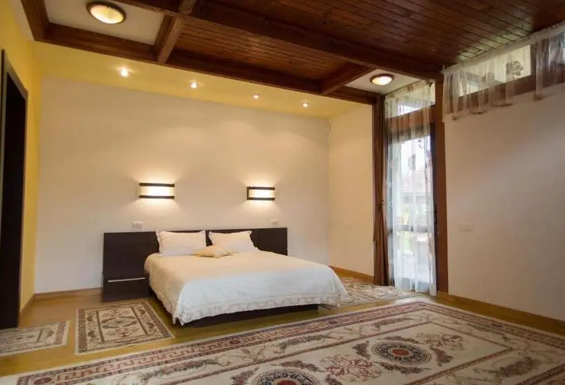 スタンダードトリプルルーム, Pension Casa Sara