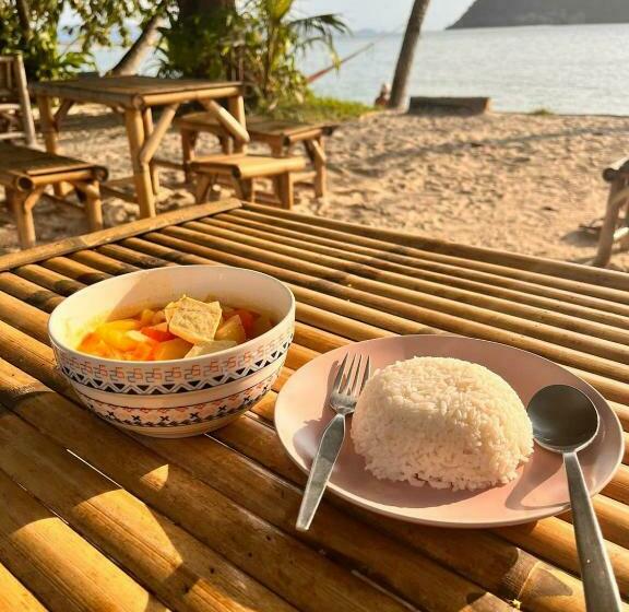 סטודיו סטנדרטי נוף לים, Colorful Hut