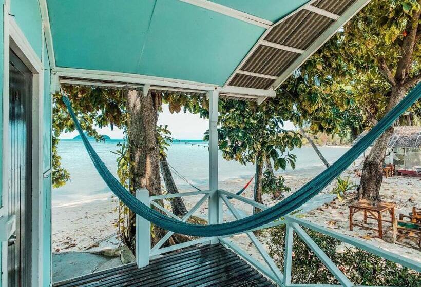 סטודיו סטנדרטי נוף לים, Colorful Hut