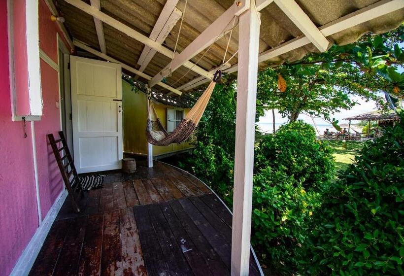 חדר אקונומי, Colorful Hut