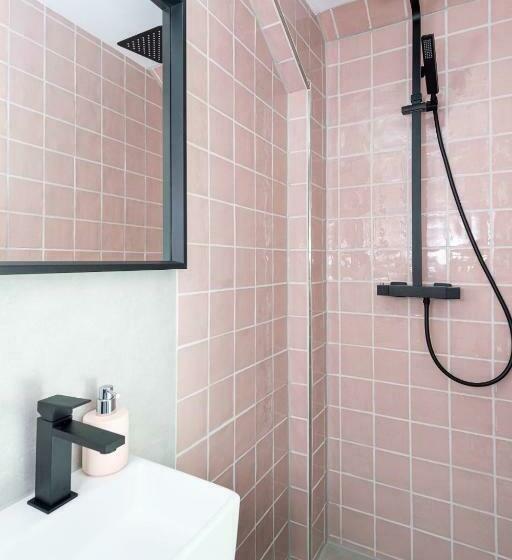 غرفة إقتصادية, B&b Duinblick