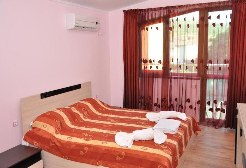 스탠다드 발코니 스튜디오, Jaky Spa Complex