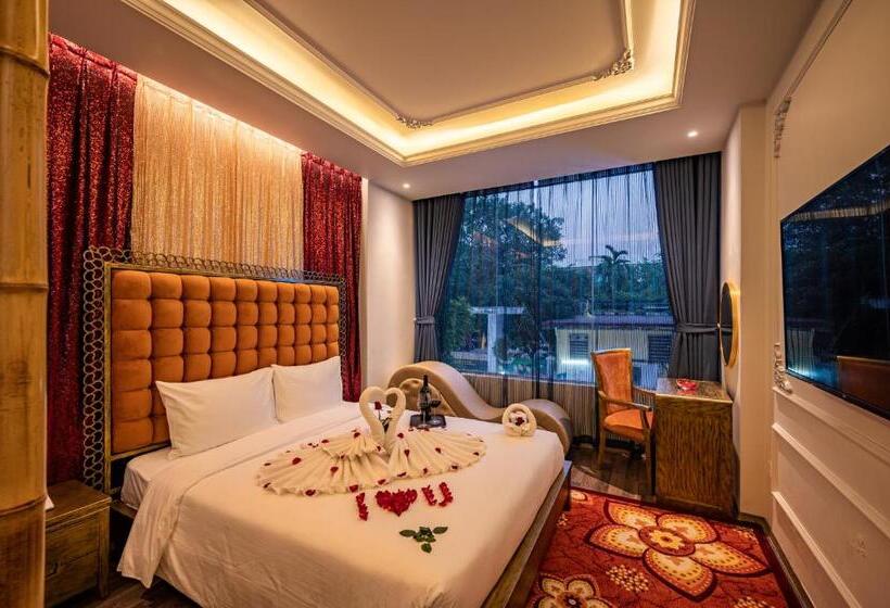 اتاق استاندارد با تخت بزرگ, Mai