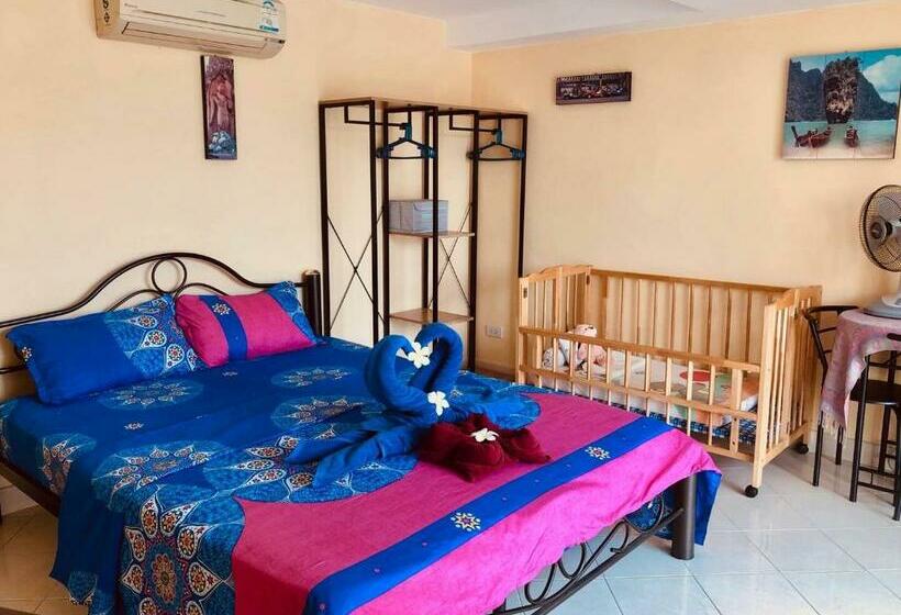 스탠다드 룸 풀장 전망, Angelot Villa