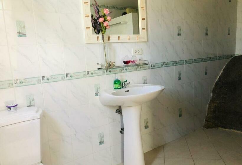 스탠다드 룸 풀장 전망, Angelot Villa