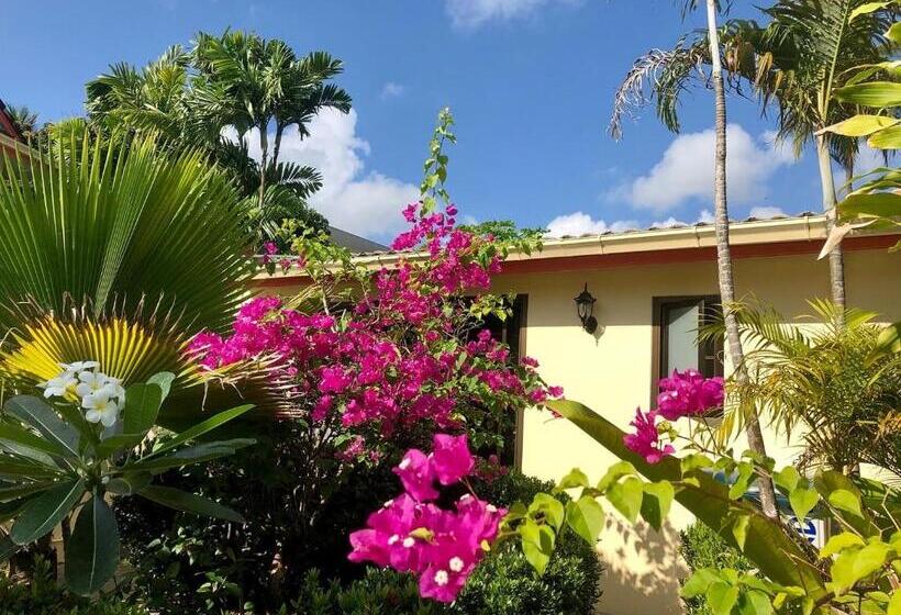 스탠다드 방갈로 정원 전망, Angelot Villa