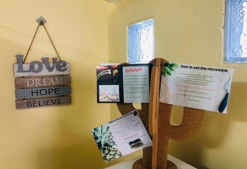 스탠다드 룸 풀장 전망, Angelot Villa