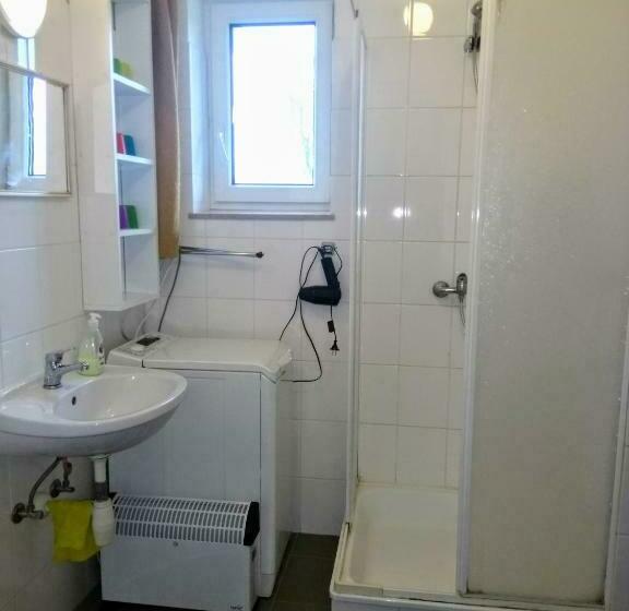 ２ベッドルームアパートメント, Bike Stop Duna