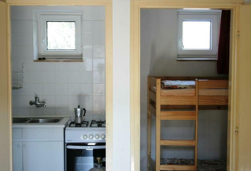 ２ベッドルームアパートメント, Bike Stop Duna