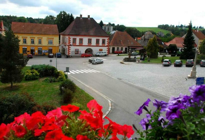 Номер Стандарт Трехместный, Hostinec A Penzion U Rezků