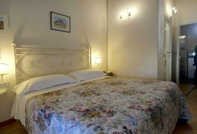 スタンダードルーム, Oliviera Camere