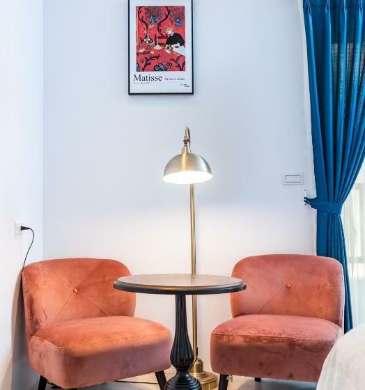 اتاق استاندارد, Olivia Boutique