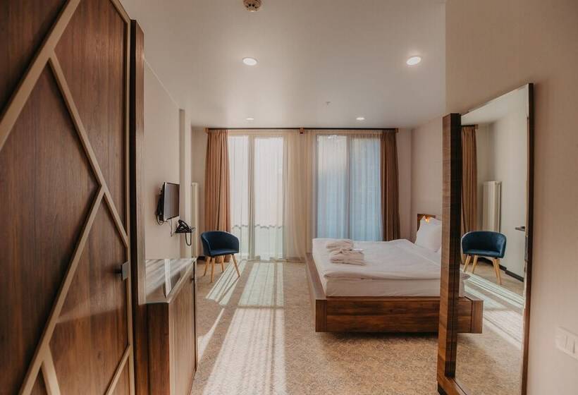 اتاق سوپریور, Capo Verde Hotel Batumi