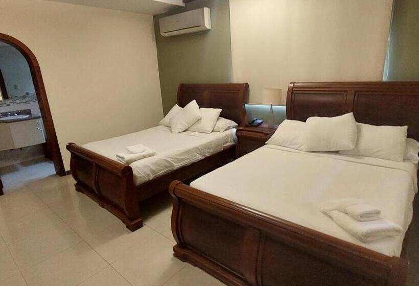 חדר דלוקס לארבעה, Voyager Manta