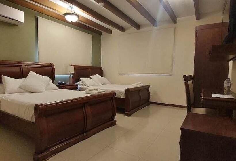 חדר דלוקס לארבעה, Voyager Manta