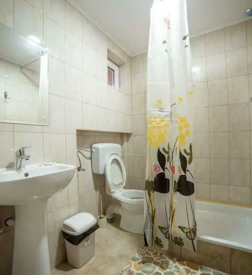 Pokój Standard z Balkonem, Thor și Cora